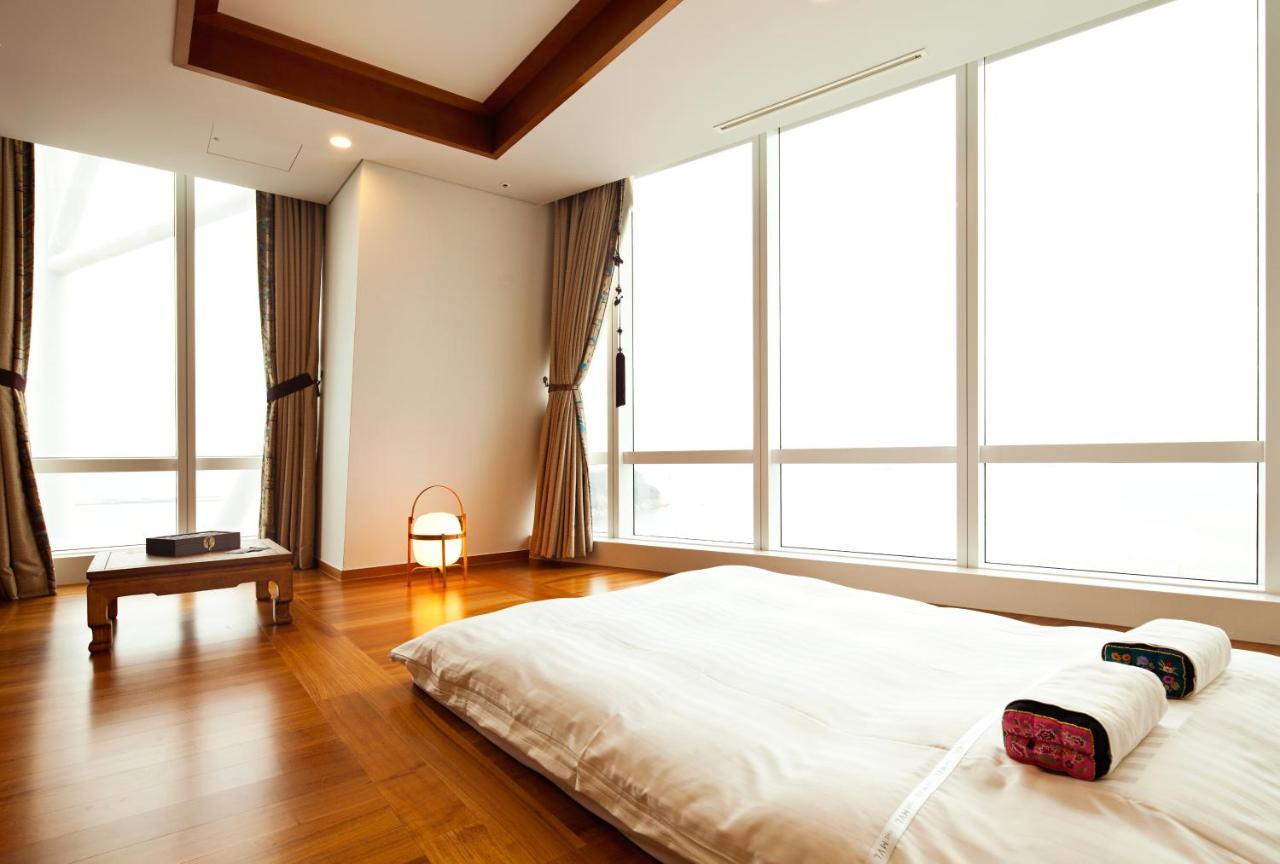 Hotel Sono Calm Yeosu Exterior foto